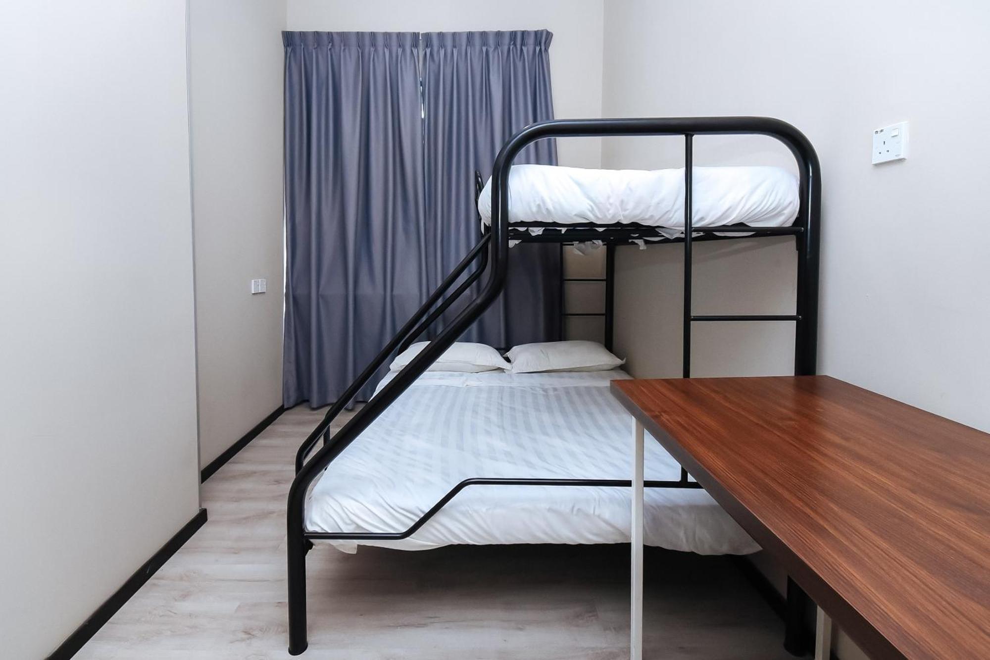 Spot On 89838 Lm Residence Miri Bagian luar foto